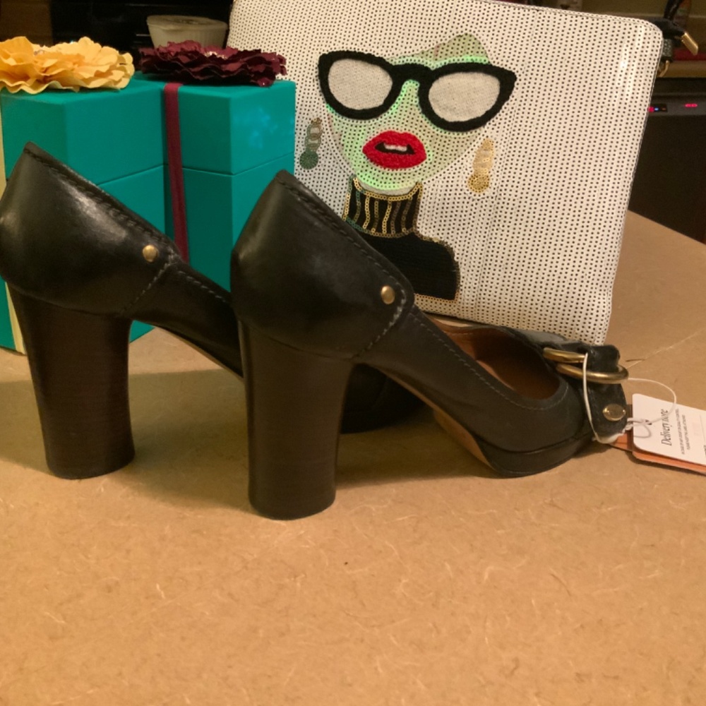 Chloe Pumps - Picture 7 of 7